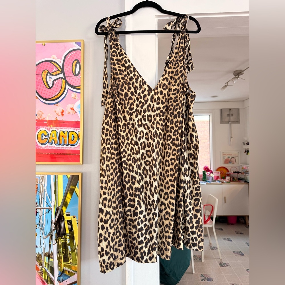 H&M leopard swing dress - Size XL